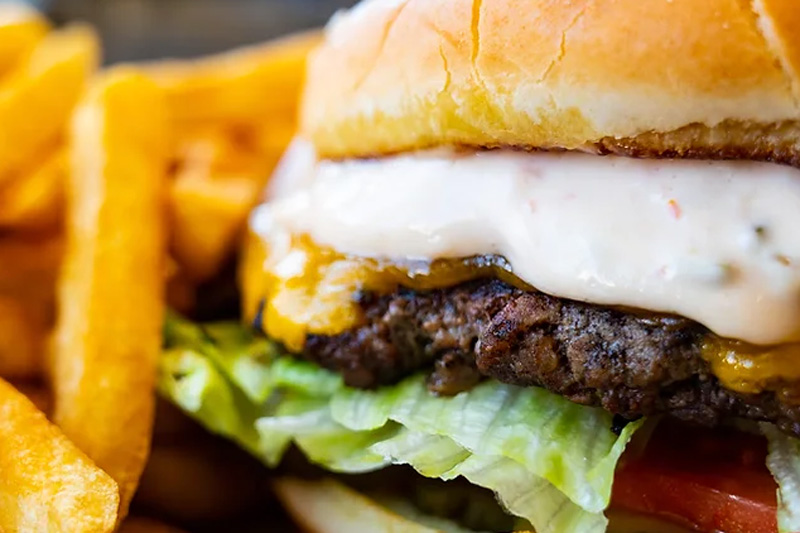 burgers restaurant mammoth lakes