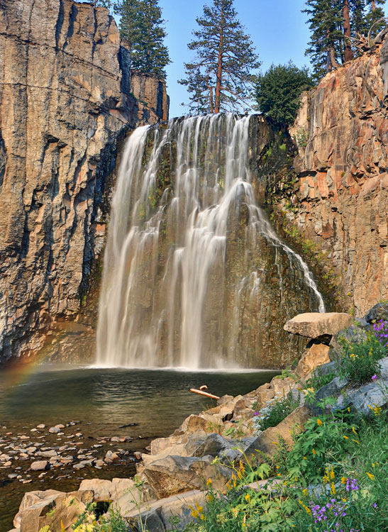 distance to rainbow fall mammoth creek